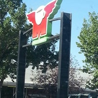 Flying M Coffee Garage - 36 tips from 540 visitors