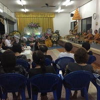 Photo taken at Wat Thung Lanna by Chotivate W. on 5/10/2015