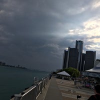 Photo taken at Andiamo Detroit Riverfront by Munira on 8/1/2018