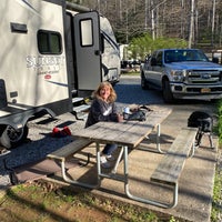 Снимок сделан в Travelers Rest / N Greenville KOA Holiday пользователем Walt F. 3/29/2021