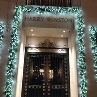 Photo taken at Harry Winston by Booie on 12/13/2018