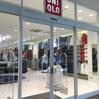 ユニクロ Clothing Store ユニクロ Clothing Store