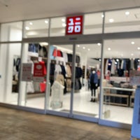 ユニクロ Clothing Store ユニクロ Clothing Store