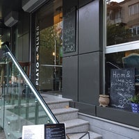 8/29/2015にVladimir B.がPLATO Cafe &amp;amp; Wine Barで撮った写真