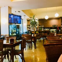 8/9/2018 tarihinde Vladimir B.ziyaretçi tarafından IMPRESSO Coffee Shop'de çekilen fotoğraf