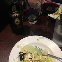 Das Foto wurde bei Portofino Restaurant &amp; Bar von Alexa R. am 5/16/2018 aufgenommen