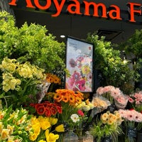 Photo taken at Aoyama Flower Market by ピヨ山 ピ. on 4/2/2024