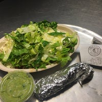 Photo taken at Chipotle Mexican Grill by Yuna K. on 6/18/2018