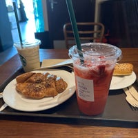 Photo taken at Starbucks by 🐝saud . on 10/17/2023