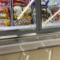 ローソン 歌舞伎町一丁目店 新宿区のコンビニ