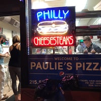 Снимок сделан в Paulie&amp;#39;s Pizza пользователем Robert M. 6/10/2017