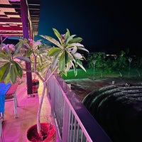 Foto diambil di Ulu Resort Hotel oleh Umut U. pada 9/4/2023