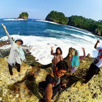 Pantai Licin 2 Visitors