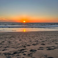 Photo taken at South Santa Monica Beach by FAHAD on 12/25/2023