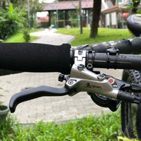 Emmanuel Cycles Bicycle Store in Hougang