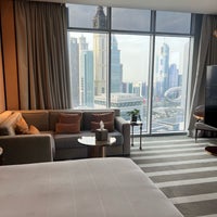Foto tirada no(a) Waldorf Astoria Dubai International Financial Centre por Ibrahim em 2/28/2024