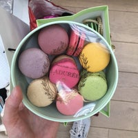 Photo taken at Ladurée by Klavdiia 🐱 on 5/20/2017