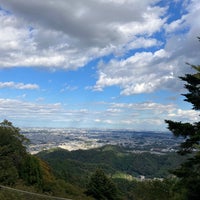 Photo taken at Mt. Takao Beer Mount by koyuki on 10/21/2023