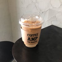Photo taken at COFFEE AMP THE ROASTER by koyuki on 6/4/2019