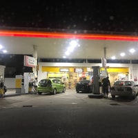 Photo taken at Shell by debtdash on 9/16/2018