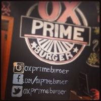 Photo taken at Ox Prime Burguer by Lorraine O. on 5/28/2014