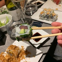 Снимок сделан в Planet Sushi пользователем Colleen L. 7/4/2019