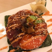 Photo taken at Sushi-Zen by Colleen L. on 9/14/2017
