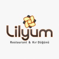 Снимок сделан в Lilyum Restaurant &amp;amp; Kır Düğünü пользователем Burak U. 4/24/2019