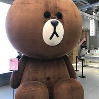 Photo taken at LINE FRIENDS by のめみ on 9/20/2022