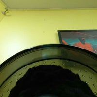 De Lux Natural Hair Gallery Salon Barbershop In Brooklyn
