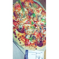 Photo taken at Domino&amp;#39;s Pizza by X X. on 11/6/2017