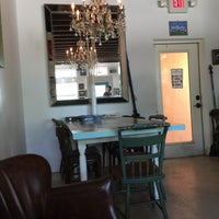 7/30/2016에 Карим К.님이 Coffee Bar Blue Door에서 찍은 사진