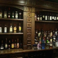 Снимок сделан в St Brigit&amp;#39;s Cross Irish Tavern пользователем Rockmunista _. 11/30/2012