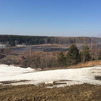 Photo taken at Горнолыжный комплекс «Заячья гора» by Дмитрий К. on 4/12/2015