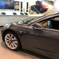 Photo taken at Tesla Motors by Wendell on 6/30/2018