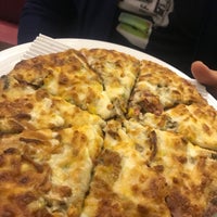Photo taken at Pishkhan Pizza by golnaz g. on 10/19/2022