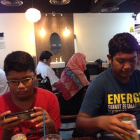 Photo taken at Al Mahboob Rojak Restaurant Pte Ltd. by ,7TOMA™®🇸🇬 S. on 8/8/2014