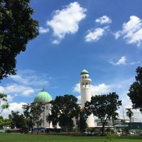 Photo taken at Alkaff Kampong Melayu Mosque by ,7TOMA™®🇸🇬 S. on 12/2/2016