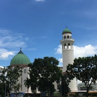 Photo taken at Alkaff Kampong Melayu Mosque by ,7TOMA™®🇸🇬 S. on 12/16/2016