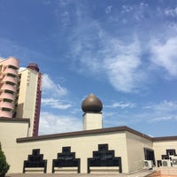 Photo taken at Darul Makmur Mosque by ,7TOMA™®🇸🇬 S. on 8/5/2016