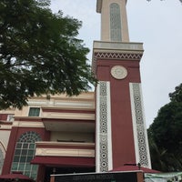 Photo taken at Assyakirin Mosque by ,7TOMA™®🇸🇬 S. on 11/6/2015