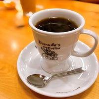 Photo taken at Komeda&amp;#39;s Coffee by Naotoshi T. on 10/29/2021