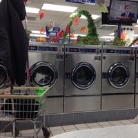 Photo taken at 24 Hour Laundry by Citlali M. on 11/12/2014