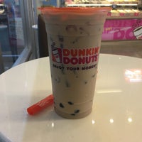 Photo taken at Dunkin&amp;#39; Donuts by Alada y. on 5/20/2016