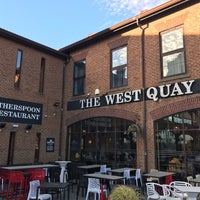 Photo taken at The West Quay (Wetherspoon) by Bandy M. on 11/3/2018