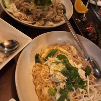 Photo taken at Ben Thai Cafe by Shinwoo L. on 4/8/2023