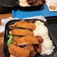 Photo taken at Ono Hawaiian BBQ by Shinwoo L. on 10/15/2018