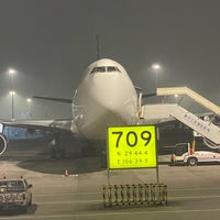 Photo taken at Chongqing Jiangbei International Airport (CKG) by TaeSeo K. on 12/9/2023