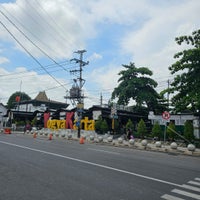 Photo taken at Stasiun Yogyakarta Tugu by Gary K. on 3/3/2024