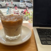 Photo taken at Ceresia Coffee Roasters by Yoav V. on 12/17/2023